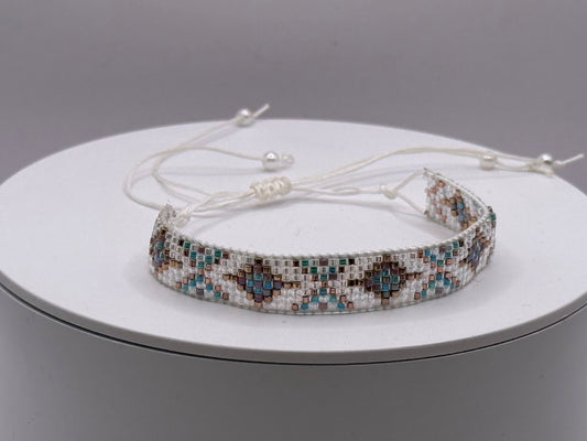 Armband gewebt mit Musterung