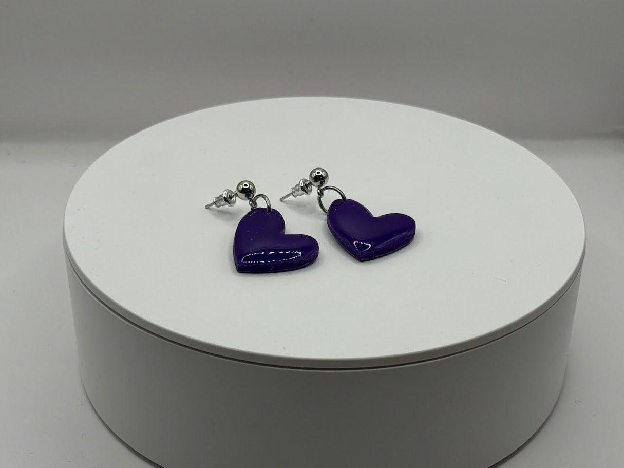 Ohrringe Herz hängend versch. Farben