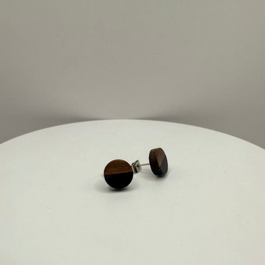 Ohrstecker aus Holz & Kunstharz – Schmuck aus Edelstahl